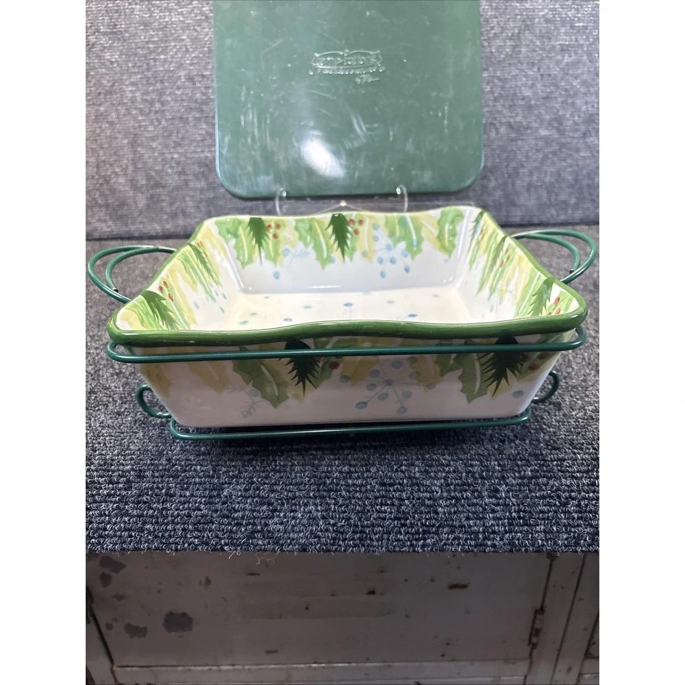 Temp-Tations By Tara~Hometown Christmas~3PC Baker/Tray & Lid 9